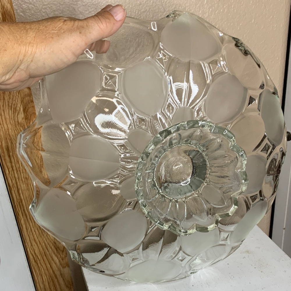 VINTAGE Textured Frosted Glass Pedestal Bowl Cake Display Appetizer Tray